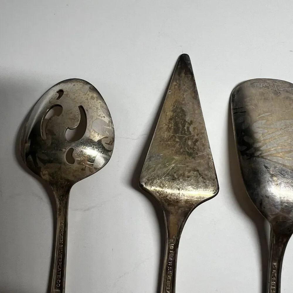 Vintage Meriden Silver Plate Co Serving Flatware Lot 4pc Slotted Spoon Server